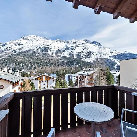 Chesa Arlas - Apartment