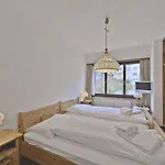 Chesa Arlas - Apartment
